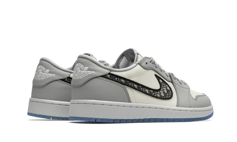 Jordan 1 Retro Low Dior