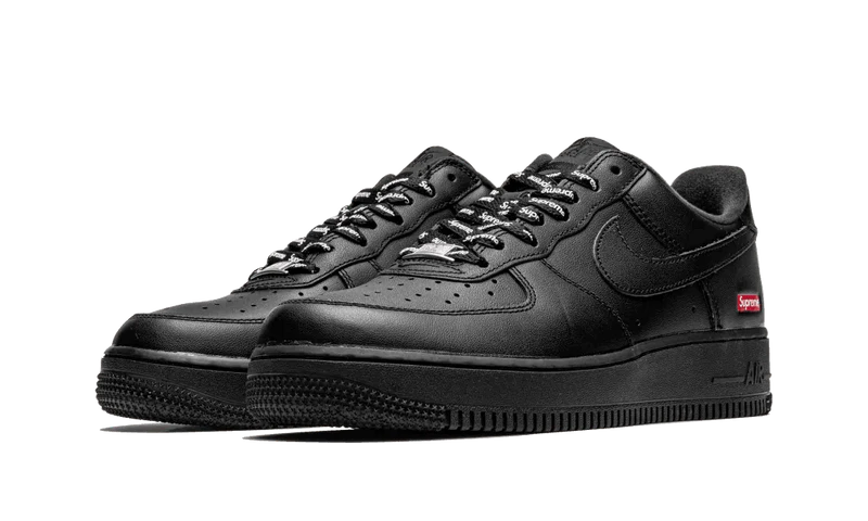 Nike Air Force 1 Low Supreme Black