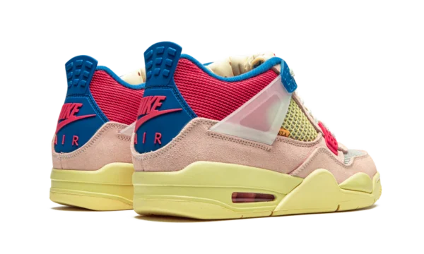 Jordan 4 Retro Union Guava Ice - Image 3