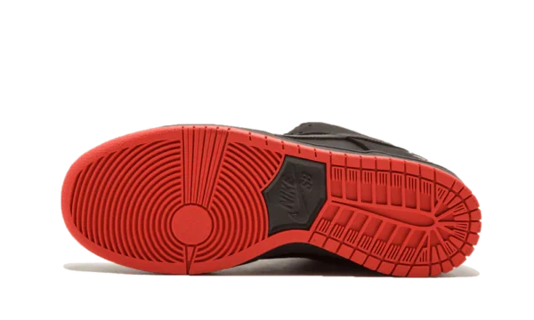Nike SB Dunk Low Black Pigeon - Image 5