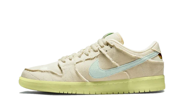 Nike SB Dunk Low Mummy